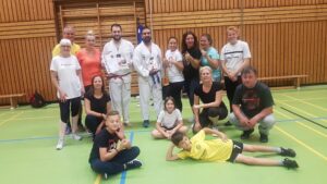 Yoga: Selbstverteidigung mit dem Trainer Burhan Yilmaz vom TV Bad Cannstatt Taekwondo am 20.09.2019